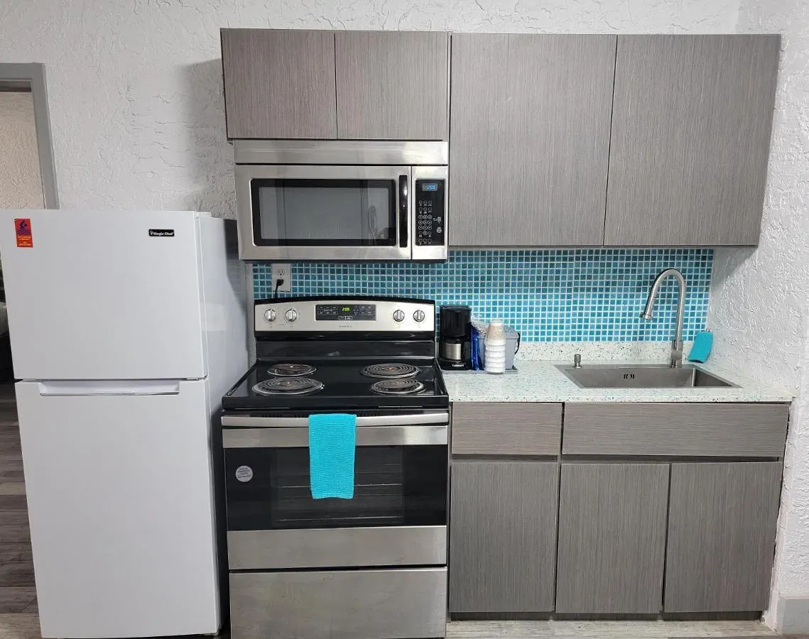 Hotel Casa Loma Panama City Beach - Beachfront