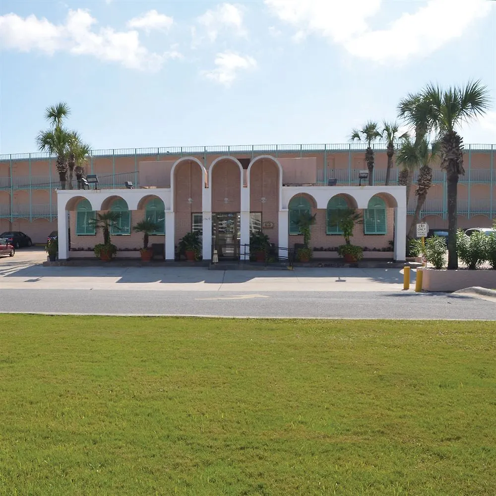 Hotel Casa Loma Panama City Beach - Beachfront